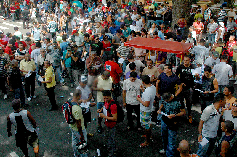 
        
            Movimento grevista é recebido pelo Governo
        
    