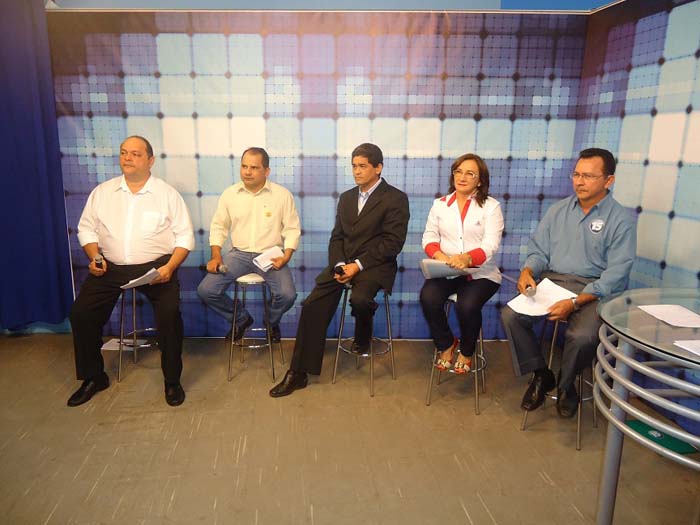 
        
            Candidatos à prefeitura se enfrentam em Santarém
        
    