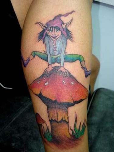 
        
            Veja significado de tatuagens usadas nas cadeias
        
    