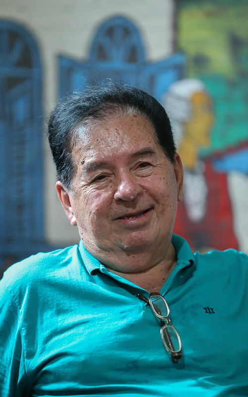 
        
             Livro aborda o mistério do 'chupa-chupa' em Colares
        
    