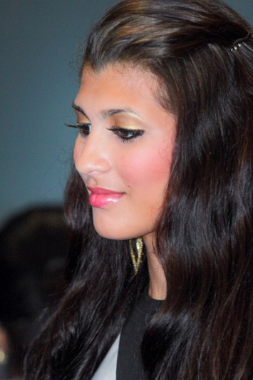 
        
            Ensaio Geral para o Miss Pará 2012
        
    