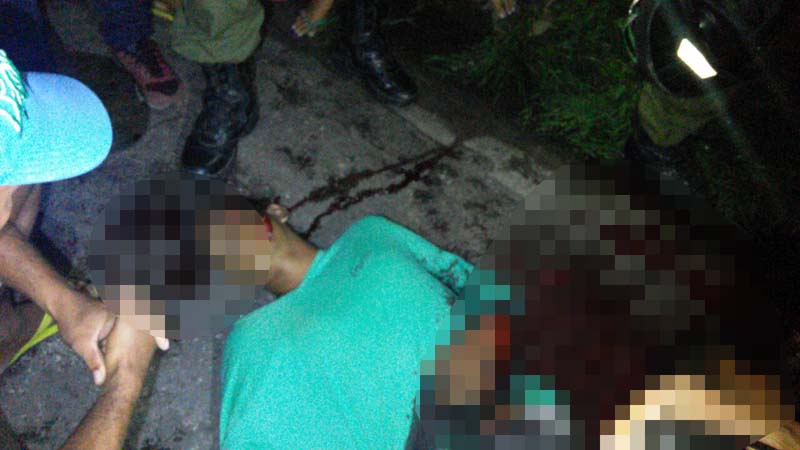 
        
            Dois adolescentes são mortos a tiros
        
    