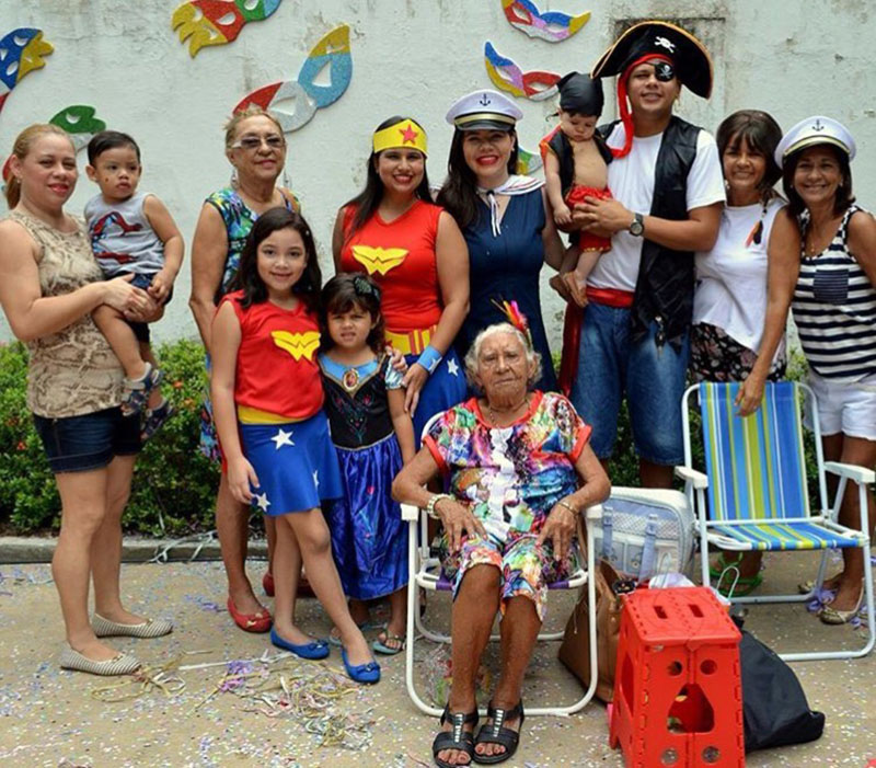 
        
            Veja a festa dos foliões pelo Pará
        
    