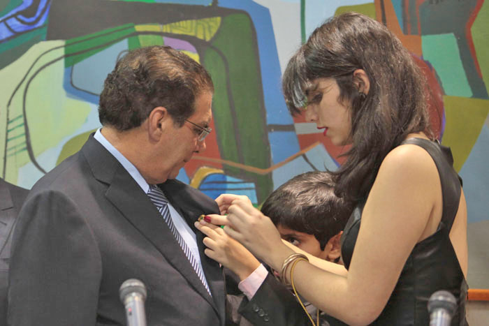 
        
            Jader Barbalho toma posse no Senado Federal
        
    