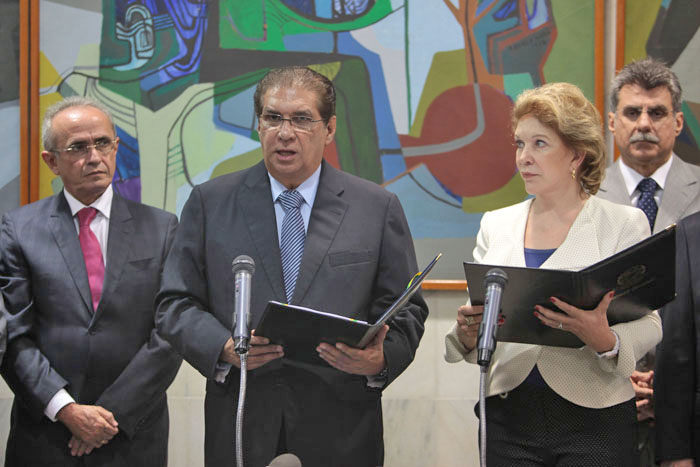 
        
            Jader Barbalho toma posse no Senado Federal
        
    
