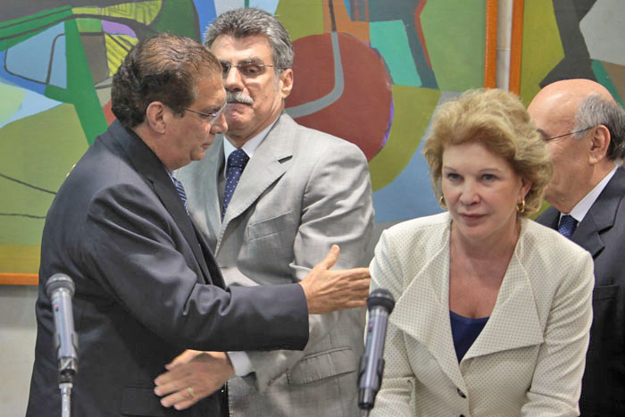 
        
            Jader Barbalho toma posse no Senado Federal
        
    