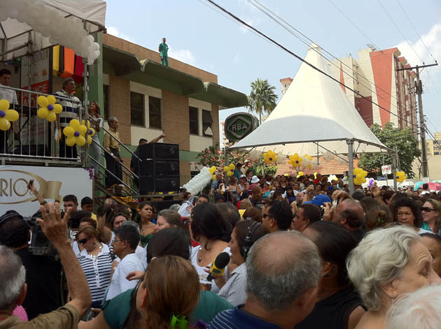 
        
            Grupo RBA presta homenagem à Nossa Senhora
        
    