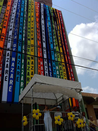 
        
            Grupo RBA presta homenagem à Nossa Senhora
        
    