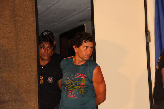
        
            Polícia apresenta assassinos de extrativistas
        
    