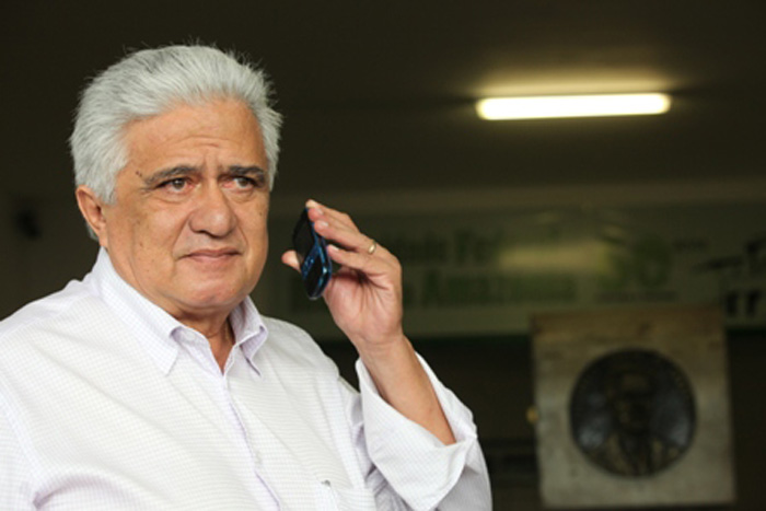 
        
            Calouros comemoram aprovação no vestibular da Ufra
        
    