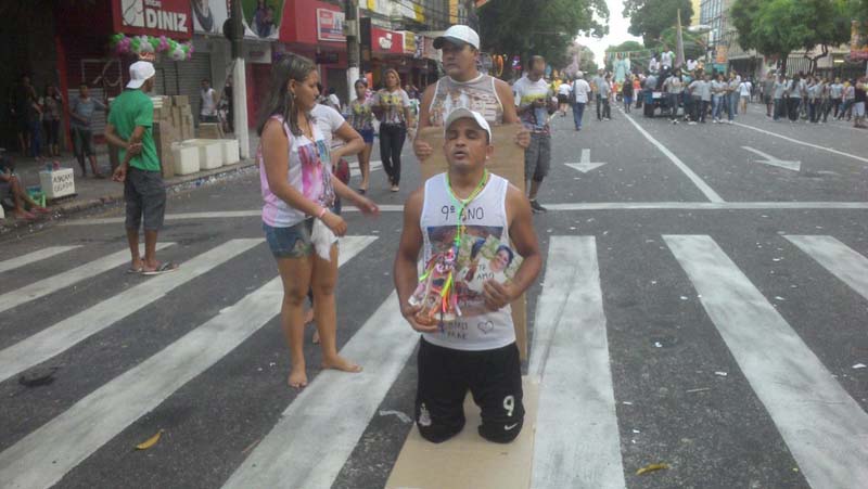 
        
            Festa da fé e devoção nas ruas de Belém
        
    