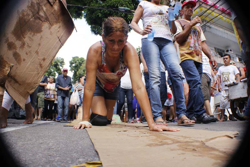 
        
            Festa da fé e devoção nas ruas de Belém
        
    