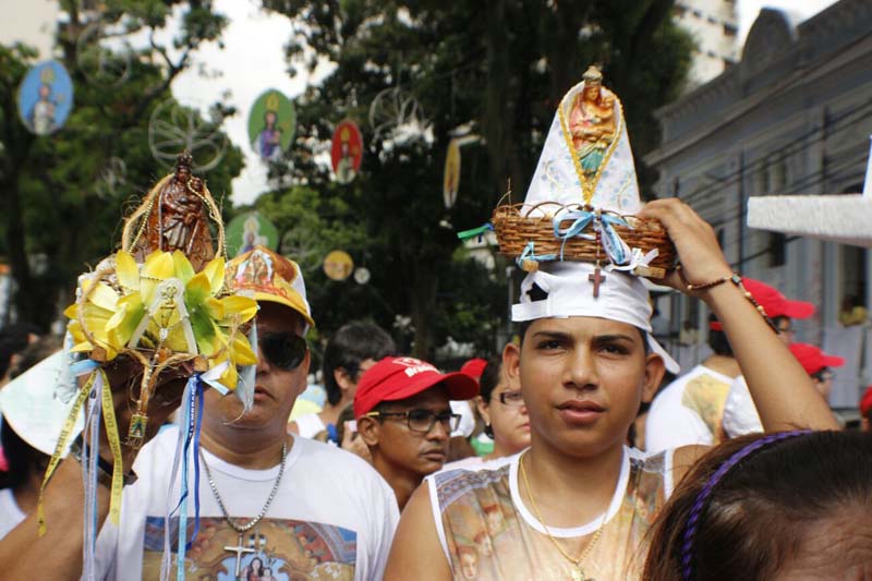 
        
            Festa da fé e devoção nas ruas de Belém
        
    