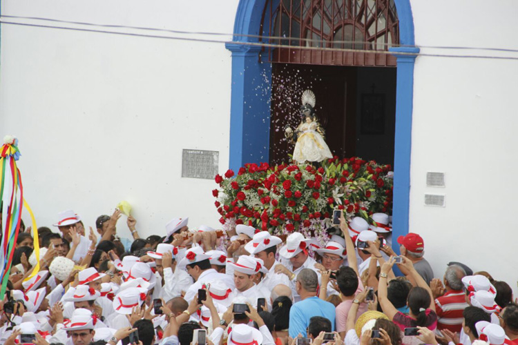 
        
            Fiéis rendem homenagens à São Benedito em Bragança
        
    