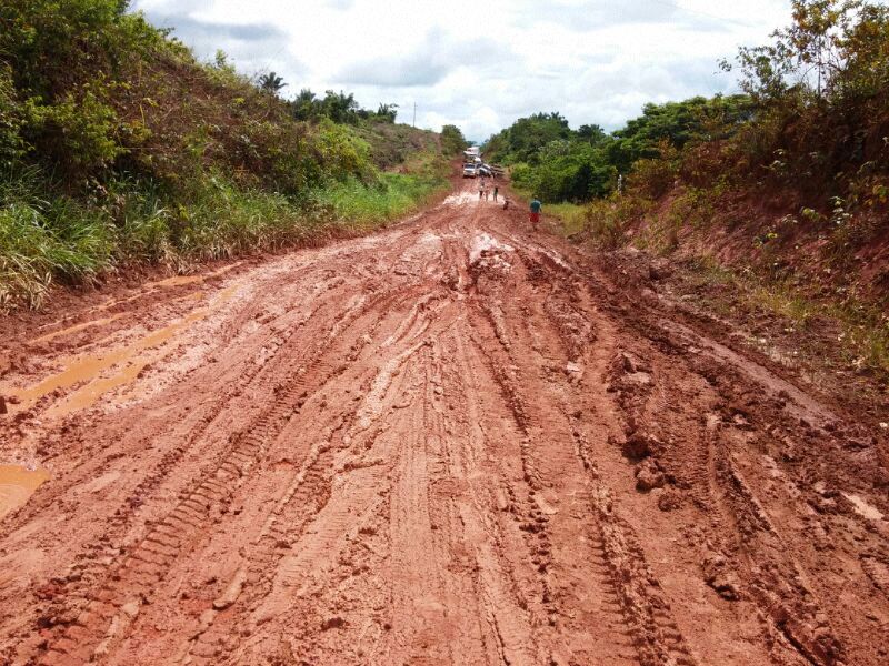 
        
            Atoleiro de mais de 10 km deixa Transamazônica intrafegável
        
    