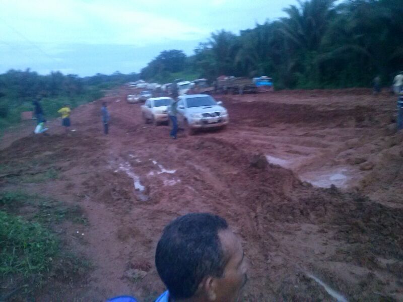 
        
            Atoleiro de mais de 10 km deixa Transamazônica intrafegável
        
    