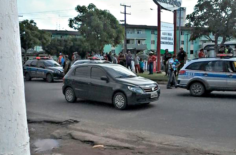 
        
            Viatura da PM atropela e mata ciclista
        
    