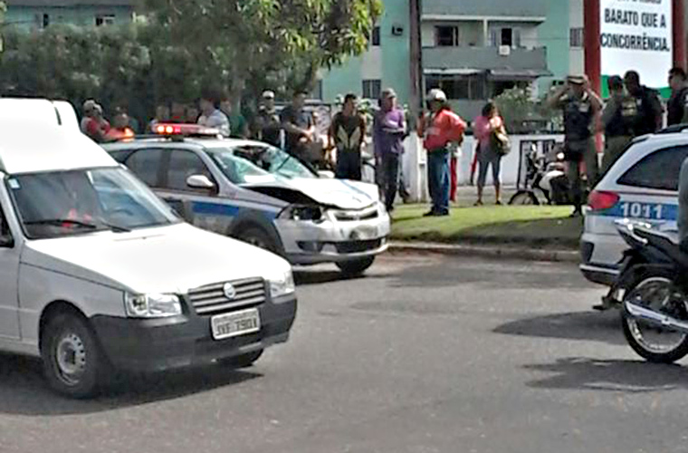 
        
            Viatura da PM atropela e mata ciclista
        
    
