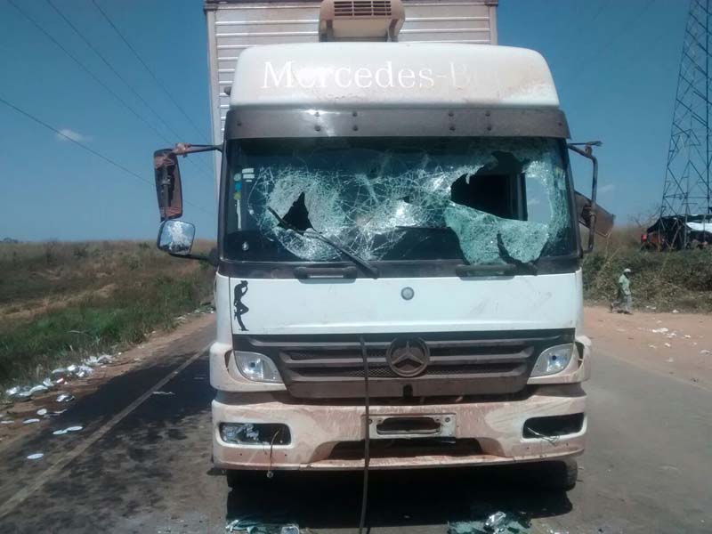 
        
            Rodovia BR-155 é interditada por MST
        
    