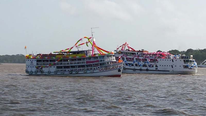 
        
            Romaria Fluvial reuniu mais de 500 embarcações
        
    