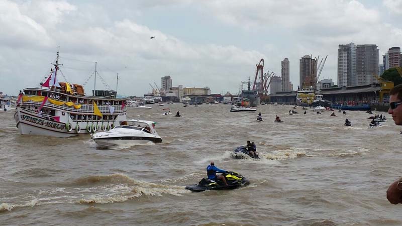 
        
            Romaria Fluvial reuniu mais de 500 embarcações
        
    