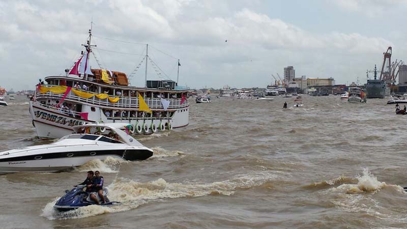 
        
            Romaria Fluvial reuniu mais de 500 embarcações
        
    