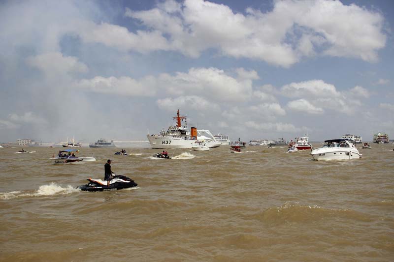 
        
            Romaria Fluvial reuniu mais de 500 embarcações
        
    