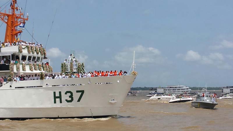 
        
            Romaria Fluvial reuniu mais de 500 embarcações
        
    