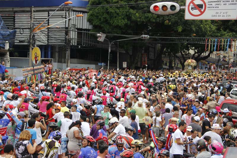 
        
            Centenas de fiéis acompanharam a Moto Romaria
        
    