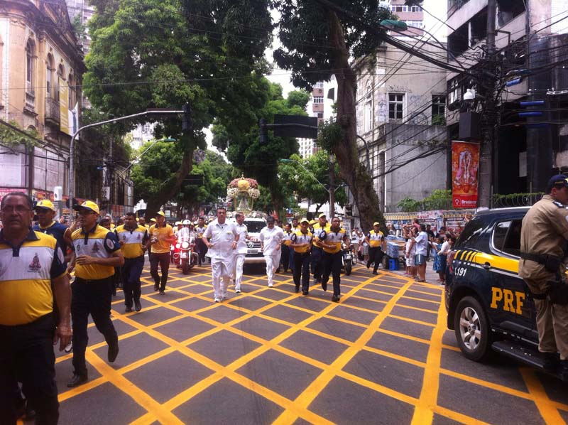 
        
            Centenas de fiéis acompanharam a Moto Romaria
        
    