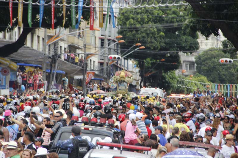 
        
            Centenas de fiéis acompanharam a Moto Romaria
        
    