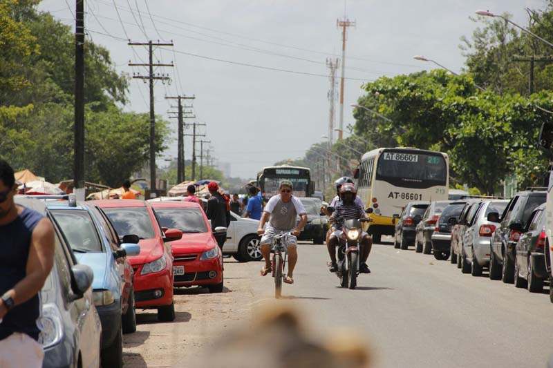 
        
            Familiares e amigos relembram entes queridos
        
    