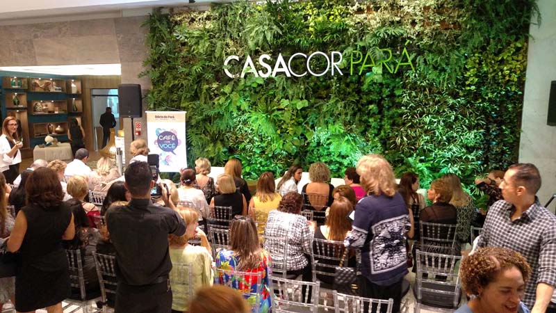 
        
            Café com Você reúne histórias de amor
        
    
