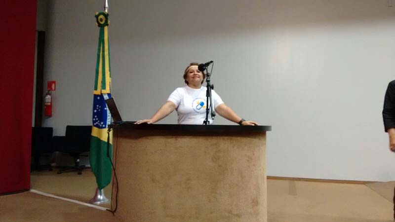 
        
            Amigas criam grupo solidário contra o câncer
        
    