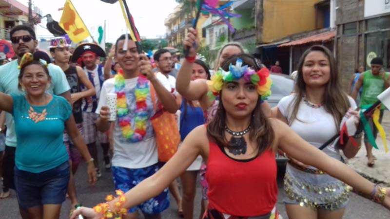 
        
            Veja a festa dos foliões pelo Pará
        
    