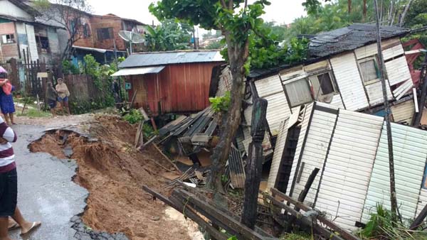 
        
            Tucuruí vive calamidade após fortes chuvas
        
    