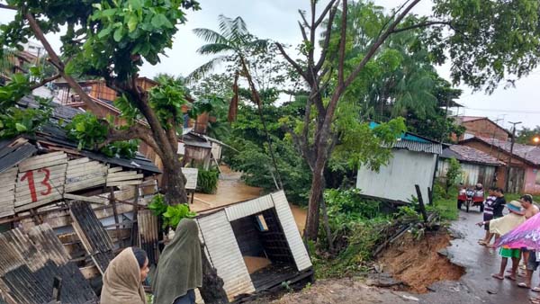 
        
            Tucuruí vive calamidade após fortes chuvas
        
    