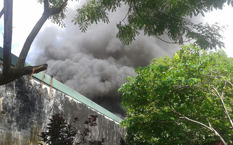 
        
            Veja imagens do incêndio em lojas de Castanhal
        
    