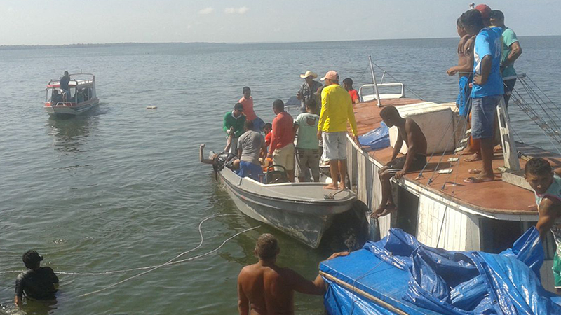 
        
            Embarcação com 70 passageiros naufraga no Pará
        
    