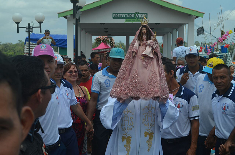
        
            Círio de Vigia homenageia Nossa Senhora de Nazaré 
        
    