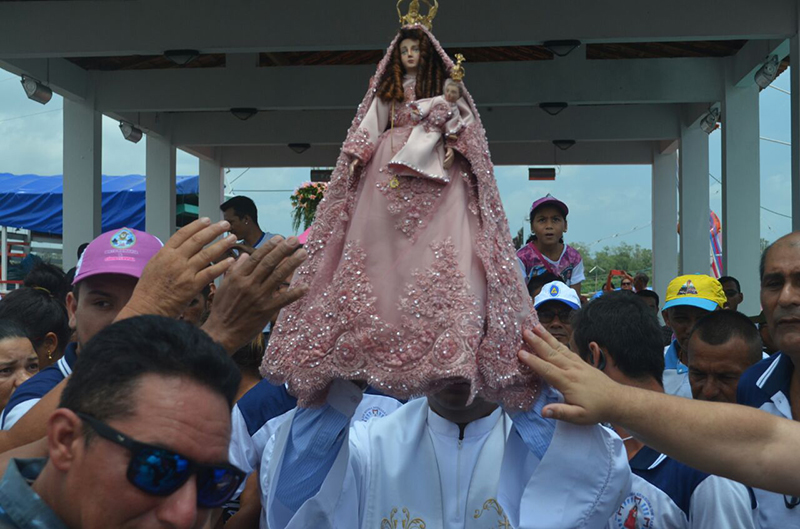
        
            Círio de Vigia homenageia Nossa Senhora de Nazaré 
        
    