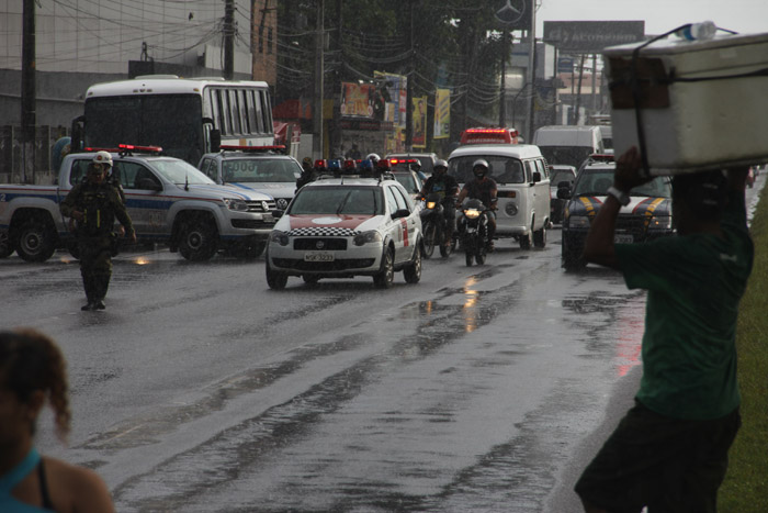 
        
        
            Manifestantes cobram melhorias em Ananindeua
        
    