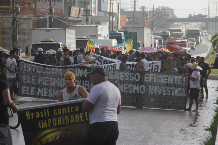 
        
        
            Manifestantes cobram melhorias em Ananindeua
        
    