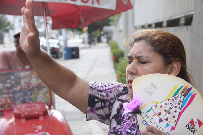 
        
            Procissão da Festa leva milhares de fiéis as ruas
        
    