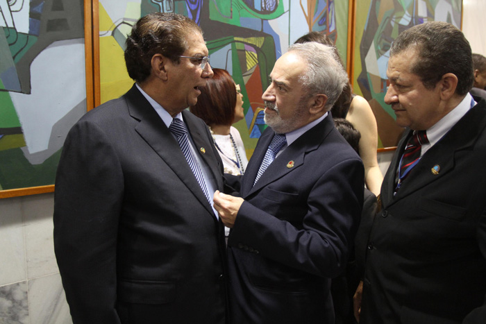 
        
            Jader Barbalho toma posse no Senado Federal
        
    