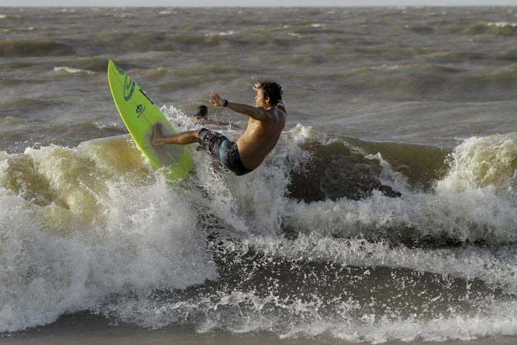 
        
            Exposição mostra surf em praias amazônicas
        
    