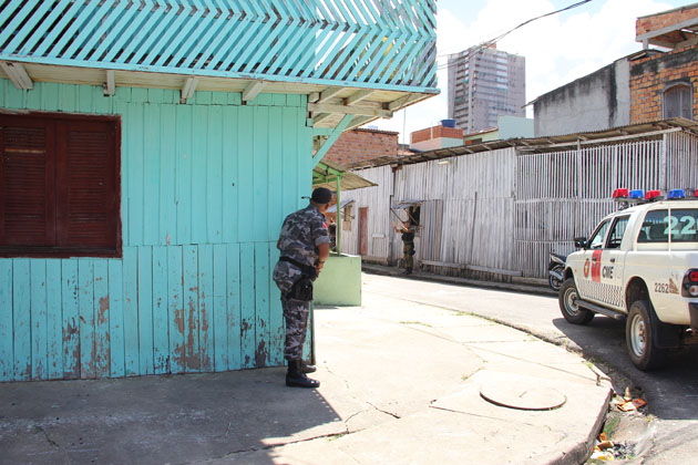 
        
            Termina assalto com refém na Pedreira
        
    