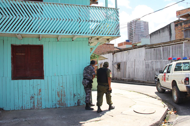 
        
            Termina assalto com refém na Pedreira
        
    