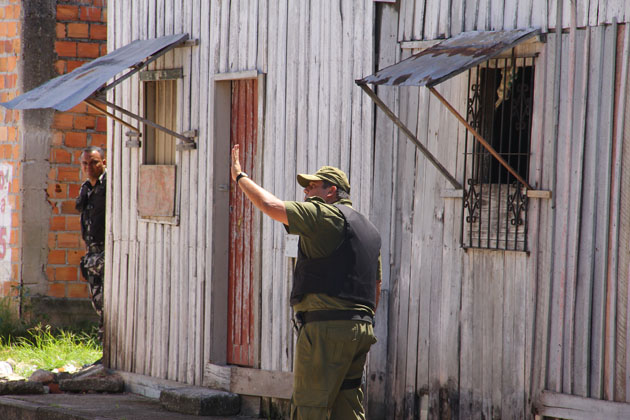 
        
            Termina assalto com refém na Pedreira
        
    