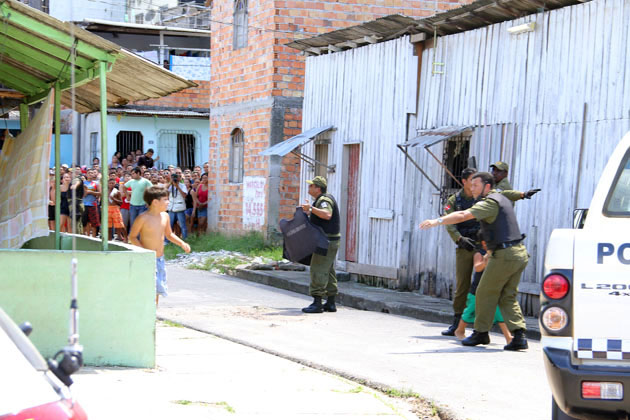 
        
            Termina assalto com refém na Pedreira
        
    